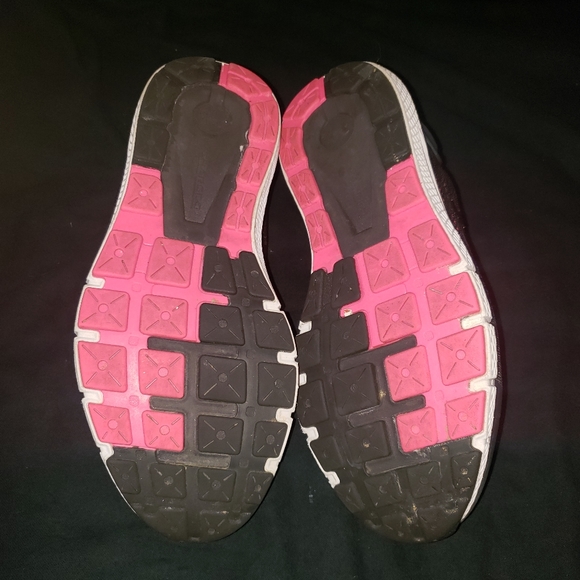 Size 8 - Under Armour Charged Rogue Gray 2019 - 3021247-105. - Picture 4 of 4